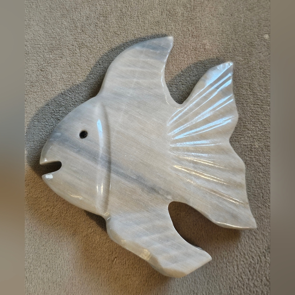 Onyx Crystal Fish